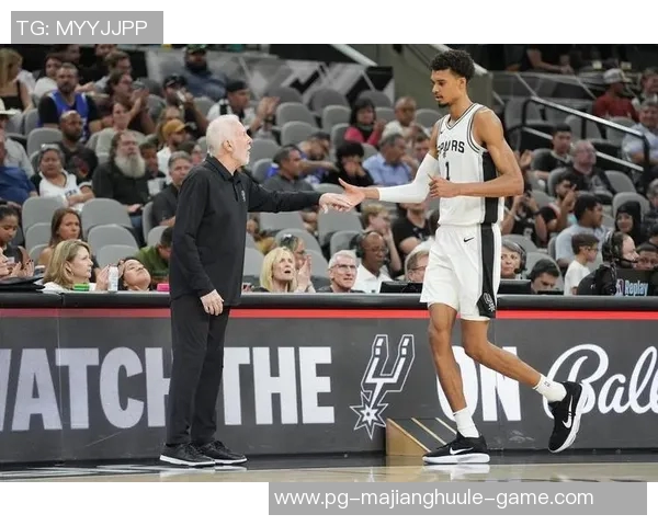 帕金斯称文班具备票房吸引力但更注重胜利马刺活力昭示季后赛前景 帕金斯称文班具备票房吸引力但更注重胜利马刺活力昭示季后赛前景